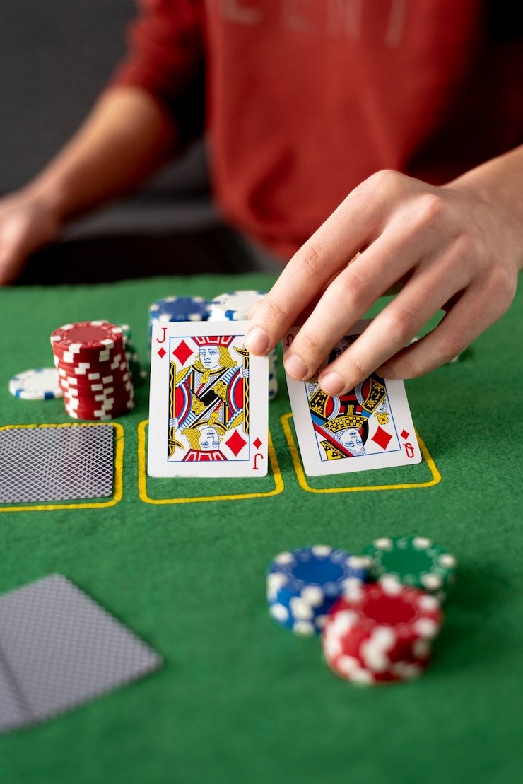 Ilustrasi keamanan data dan privasi dalam hiburan gaming online